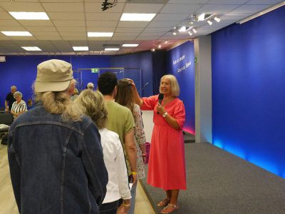 k-P1560993
